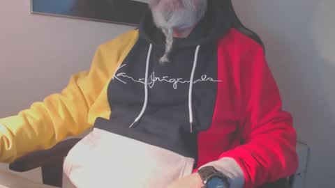 mr_boombastic2021 online show from January 2, 10:48 am