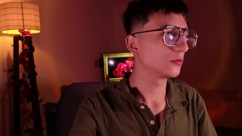 Snapshot of mr_evan1 chatting on January 9, 12:30 pm Mr Evans online show from January 9, 12:30 pm