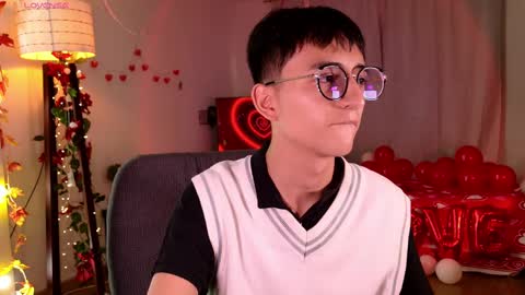 Snapshot of mr_evan1 chatting on February 9, 1:25 pm Mr Evans online show from February 9, 1:25 pm