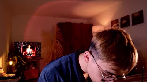 Snapshot of mr_evan1 chatting on October 14, 4:47 pm Mr Evans online show from October 14, 4:47 pm