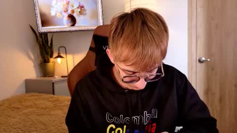 Mr Evans online show from November 17, 4:10 pm