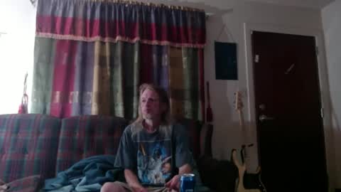 Snapshot of mr_happy12 chatting on September 12, 2:11 am mr_happy12 online show from September 12, 2:11 am