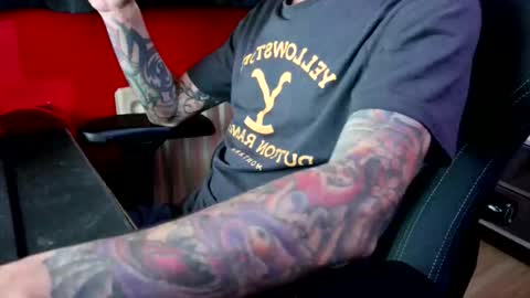 mr_hung_uk38 online show from October 1, 9:52 pm