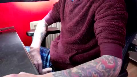 mr_hung_uk38 online show from November 10, 2:00 pm