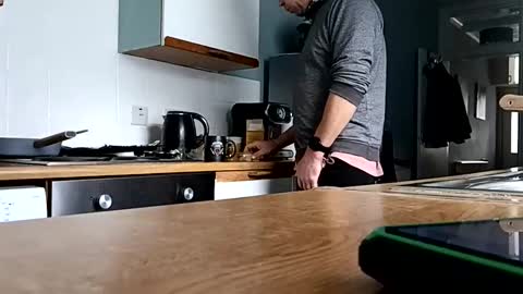 mr_i_ online show from February 1, 10:05 am