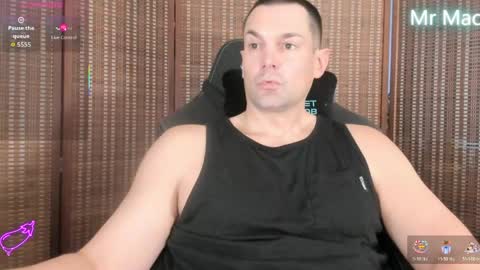 Cam online show from April 4, 4:59 pm