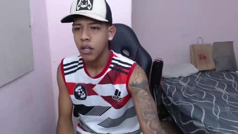 Snapshot of mr_stiven_ chatting on January 9, 3:47 am mr_stiven_ online show from January 9, 3:47 am