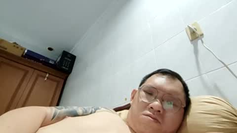 Snapshot of mr_thick89 chatting on October 5, 4:05 am mr_thick89 online show from October 5, 4:05 am