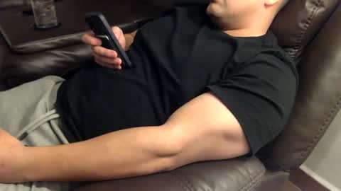 Mr Bree online show from March 5, 2:36 am