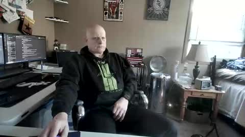 Snapshot of mrclean_55 chatting on October 20, 4:44 pm MrClean55 online show from October 20, 4:44 pm