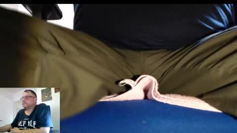 MrJohnsen1975 online show from August 3, 11:49 am