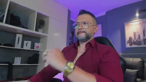 Snapshot of mrfrank_tattoo chatting on October 27, 11:45 am MrFrank. online show from October 27, 11:45 am
