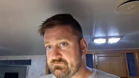 Snapshot of mrfreeze6767 chatting on October 25, 4:36 am mrfreeze6767 online show from October 25, 4:36 am