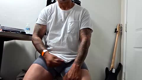 mrodriguez73ce online show from December 20, 4:08 am