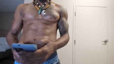 Snapshot of mromg007 chatting on October 8, 2:49 am mromg007 online show from October 8, 2:49 am