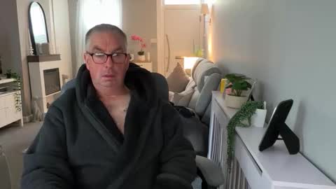 mtb1697 online show from September 17, 9:10 am