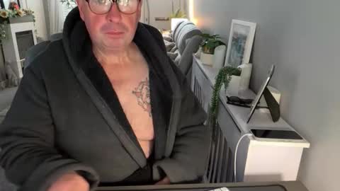 mtb1697 online show from March 30, 9:21 am