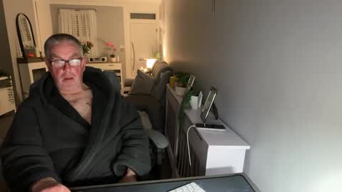 mtb1697 online show from October 19, 11:08 pm