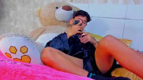 muichiro tokito1 online show from March 9, 12:00 am