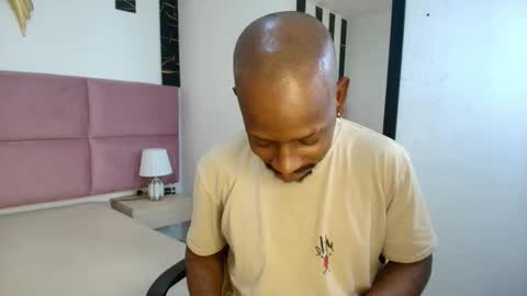 Muller Asher online show from November 15, 4:03 am