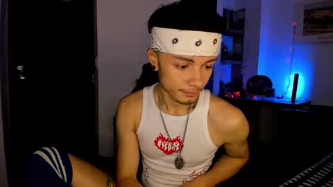 Snapshot of murielkarmesi chatting on January 10, 2:23 pm murielkarmesi online show from January 10, 2:23 pm