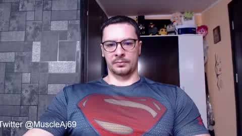 AJ online show from February 8, 4:25 pm