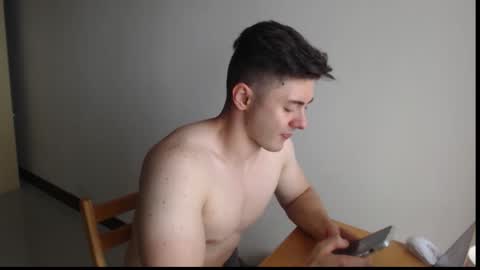 Snapshot of muscledoctor24 chatting on September 13, 4:35 am muscledoctor24 online show from September 13, 4:35 am