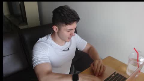 Snapshot of muscledoctor24 chatting on September 20, 6:24 am muscledoctor24 online show from September 20, 6:24 am