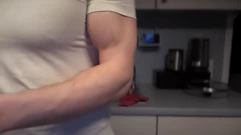 musclehair3 online show from November 29, 8:11 pm