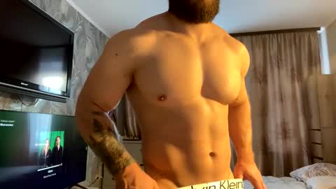 muscularjuggler online show from February 13, 3:02 am