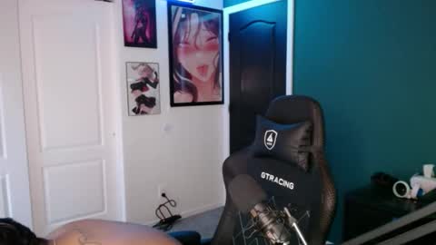 mushrooncat online show from February 1, 1:48 am