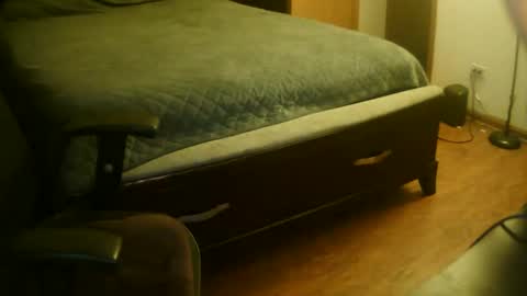 mustenjoyhead79 online show from November 24, 11:06 pm