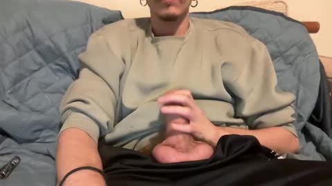 Snapshot of muupp69 chatting on December 8, 9:30 pm muupp69 online show from December 8, 9:30 pm