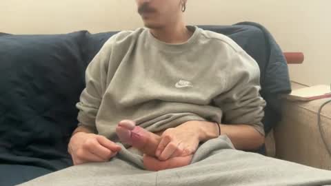 Snapshot of muupp69 chatting on February 5, 12:38 pm muupp69 online show from February 5, 12:38 pm