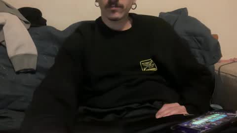 Snapshot of muupp69 chatting on February 9, 10:32 pm muupp69 online show from February 9, 10:32 pm