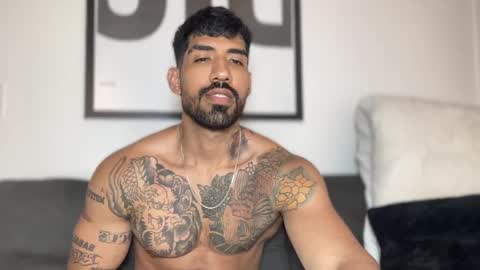 Myke esthetic online show from December 16, 1:31 am