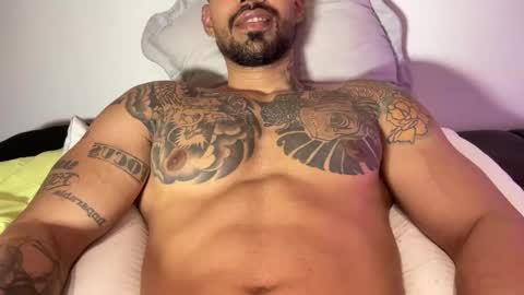 Myke esthetic online show from October 11, 8:29 am