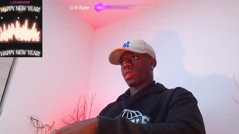 Snapshot of mylowallacee chatting on February 5, 3:02 am Mylo Wallace  online show from February 5, 3:02 am