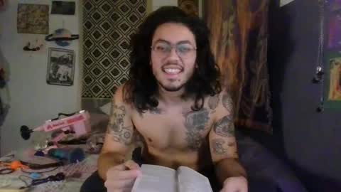 Nahuel Miel online show from December 3, 4:24 am