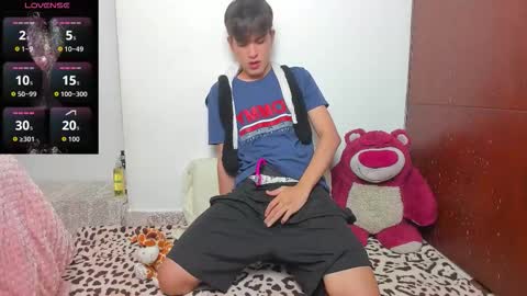  N A I M T H E  K I N G  online show from February 8, 5:24 am