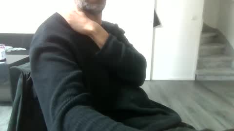 Snapshot of nakedxxxman chatting on January 19, 11:01 am nakedxxxman online show from January 19, 11:01 am