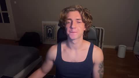 Snapshot of namiraaxel chatting on January 16, 7:52 pm Georges online show from January 16, 7:52 pm