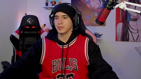 Snapshot of naranjo_seb chatting on January 15, 9:51 pm sebastian online show from January 15, 9:51 pm