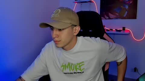 Snapshot of naranjo_seb chatting on February 26, 3:10 am sebastian online show from February 26, 3:10 am