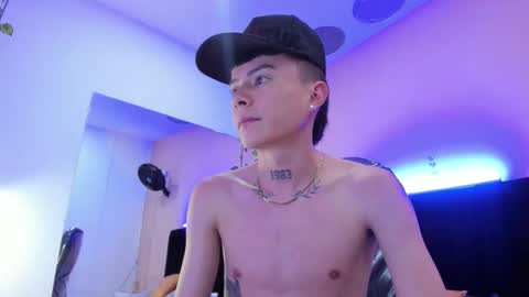 Nascary Fox online show from December 5, 9:00 pm