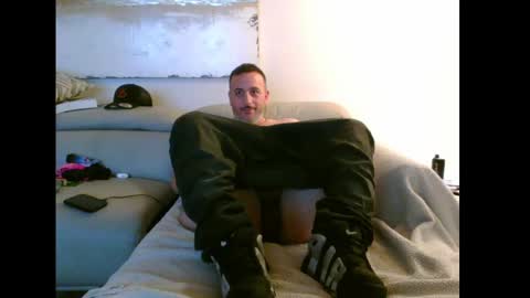 nassobout online show from September 24, 1:05 am