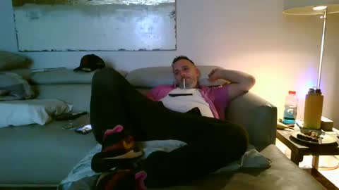 nassobout online show from September 16, 4:57 am