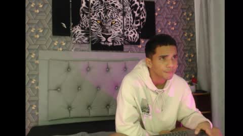 Snapshot of natan_latino chatting on October 12, 5:56 am Natan online show from October 12, 5:56 am