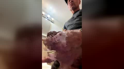 natedog253 online show from April 15, 4:29 pm