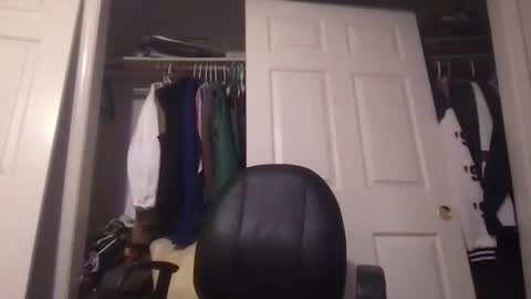natetheexplorer online show from May 19, 3:13 am